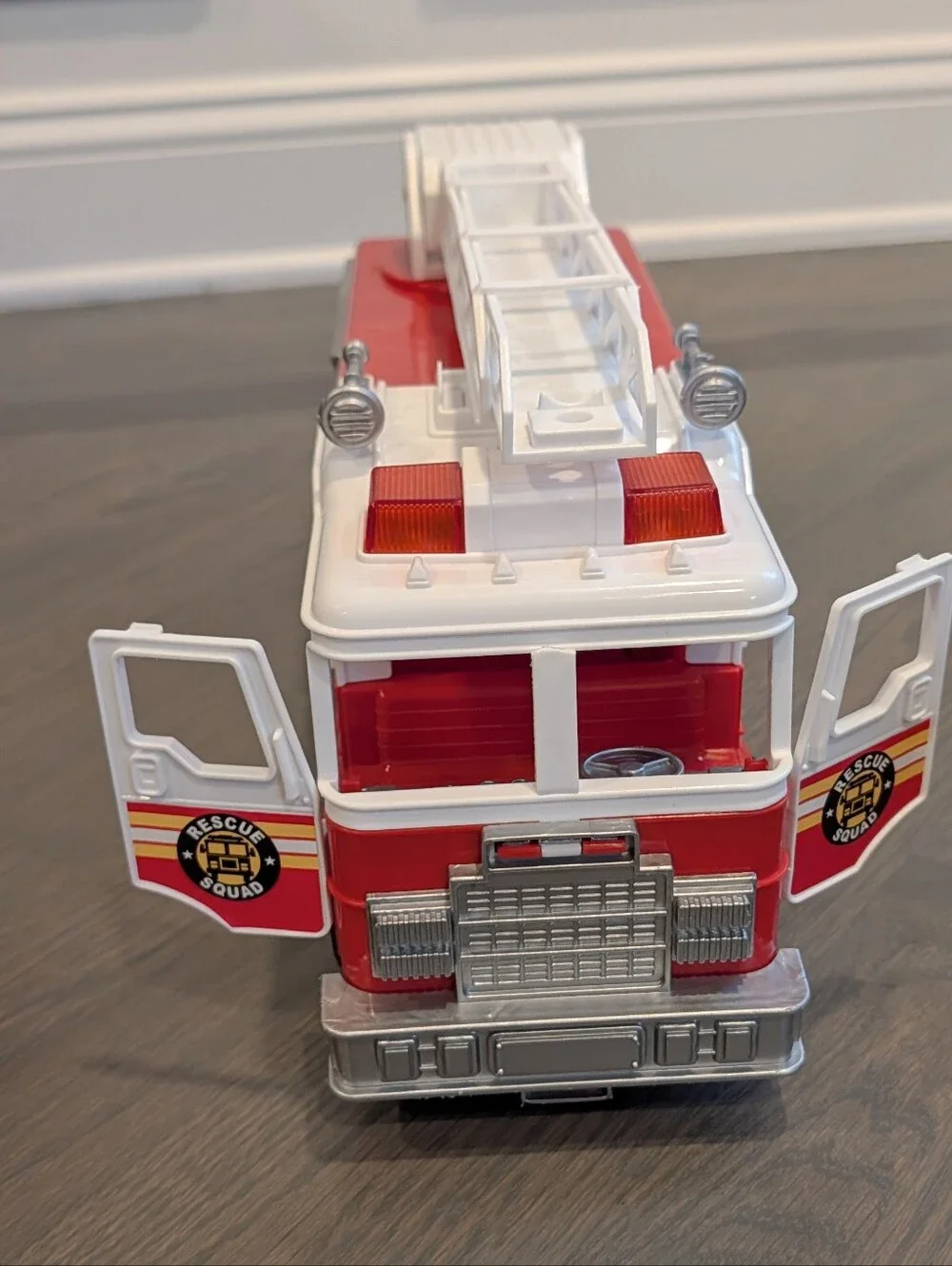 Adventure Force Utility Vehicle with Light & Sound - Fire Truck